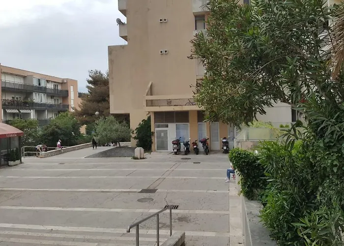 Apartament Dora *