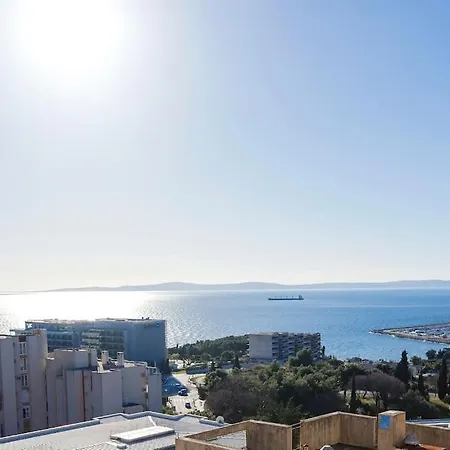 Dora Апартаменты